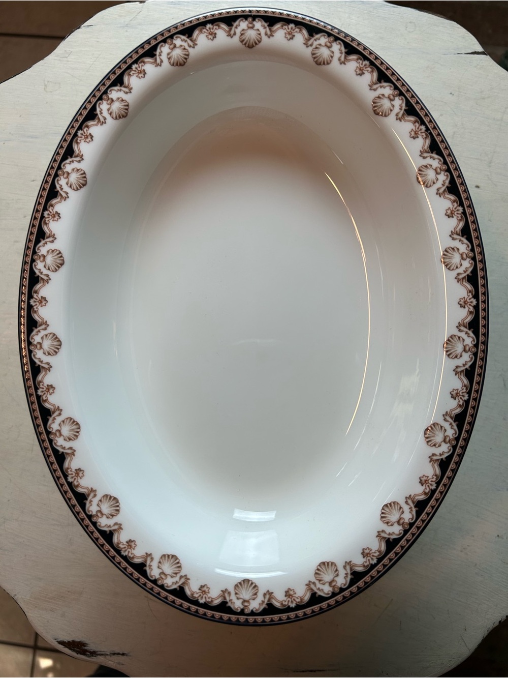 WEDGWOOD MEDICI R4588 Bone China Oval Vegetable Bowl Serving Dish England